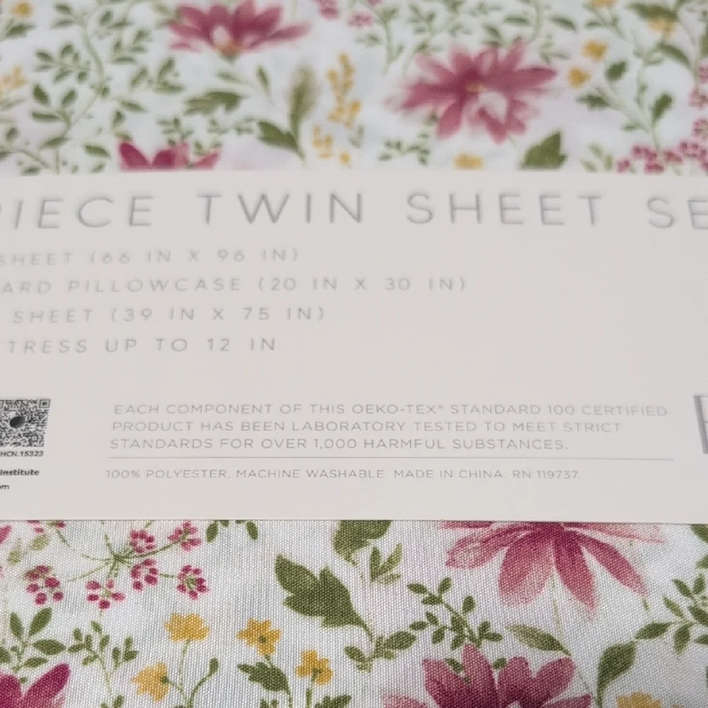 Bloom Pink and Green Floral Sheets Bedding Set